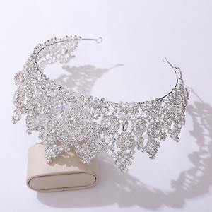 HP411 Gros Européen Métal Strass Couronnes De <span class=keywords><strong>Luxe</strong></span> Diamant Grand Diadème De <span class=keywords><strong>Mariage</strong></span> Pour La Mariée Couronne Coiffes Diadèmes - Product Image 4
