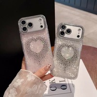 Coque de téléphone en strass en forme de cœur pour iPhone 17 Pro Max, protection de l'appareil photo, design scintillant, compatible avec iPhone 16 Pro, 15 Plus, 14 - Vente en gros