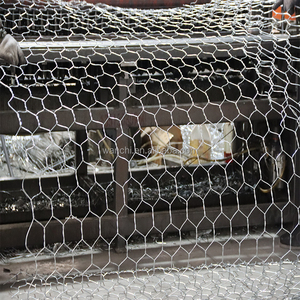Grillage hexagonal tissé de haute qualité pour la prévention et le contrôle de l'érosion des sols - Product Image 6