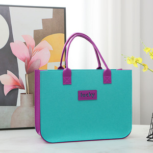 Bolsa de Compras Plegable Reutilizable de Fieltro con Asa de Tela No Tejida y Correa para el Hombro, Ideal para Almacenamiento en el Hogar y Publicidad Exterior - Product Image 5