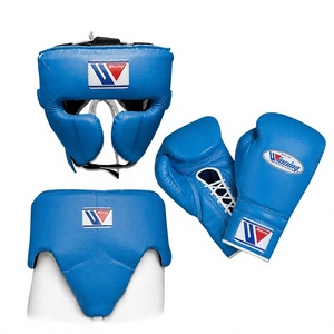 Ensemble de gants de boxe personnalisables Winning BOXING en cuir bleu ciel, à lacets et fermeture auto-agrippante - Product Image 1