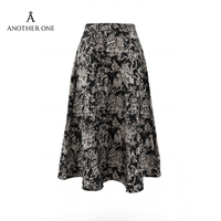 Jupe mi-longue plissée vintage décontractée à motif floral pour femme, taille empire, en tissu respirant, idéale pour le quotidien en automne
