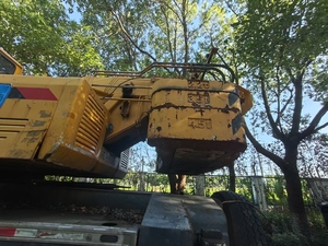 รถเครนเคลื่อนที่ XCT80 ขนาด 80 ตัน กำลังยกสูง พร้อมใช้งานดี มีมอเตอร์ เกียร์ ปั๊ม ลูกปืน เครื่องยนต์ ราคาถูก - Product Image 6