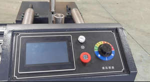 Scie à ruban fabriquée en Chine pour couper des barres d'acier d'armature tôles d'acier et hydraulique automatique en acier cylindrique - Product Image 3