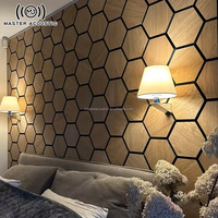Master Acoustic Modern Hexagon Panneau mural décoratif en bois plaqué PET Lamelle de feutre acoustique pour l'école Solution de conception graphique