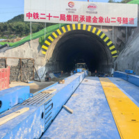 Pont à échasses inversées autoportant hydraulique longue durée de vie, construit en acier haute résistance pour les grands sites de tunnels