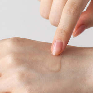 Aceite Esencial de Neroli Orgánico, Aceite Facial Iluminador de Neroli para Mejorar la Piel Opaca, Aceite Facial Iluminador con Alfa-Bisabolol - Product Image 3