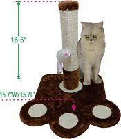 Arbre à chat interactif moderne et écologique en sisal avec souris suspendue pour chats d'intérieur, emballé en carton pour salon