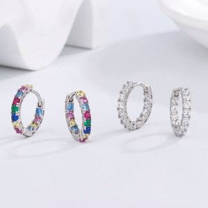 Aretes de Aro de Plata Esterlina 925 con Diseño de Arcoíris para Mujer - Regalos para Bodas y Cumpleaños - Product Image 4