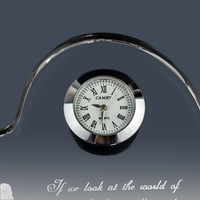 DT-R099 Horloge de bureau en cristal 3D en forme de cœur - Décoration élégante pour la maison et cadeau romantique pour la Saint-Valentin, un mariage ou un anniversaire