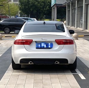 <span class=keywords><strong>Jaguar</strong></span> XEL 2.0T Turbo essence d'occasion, voiture de luxe de taille moyenne, couleur blanche - Product Image 6
