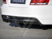 Pare-chocs arrière en fibre de verre de style Rieger avec diffuseur pour 2007-2011 Bmw Série 1 E82 E88