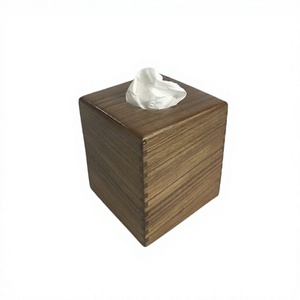 Boîte à mouchoirs en bois de qualité supérieure, design classique, boîte à serviettes de table, boîte de rangement pour serviettes par Home Arts - Product Image 1