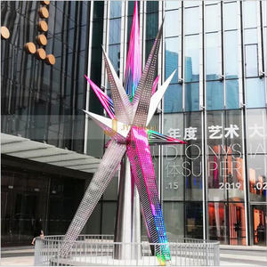 Escultura Luminosa de Acero Inoxidable Hecha a Mano para Decoración de Parques al Aire Libre - Product Image 2