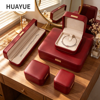 Huayue Vente en gros, boîte de rangement pour bijoux en cuir PU avec logo personnalisé, 4 couleurs au choix, boîte cadeau