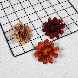 Cabezas de Flores de Dalia Artificiales en Caja de Regalo, Decoración para Bodas, Materiales para Hacer Tocados, Coronas Hechas a Mano, Flores de Seda, Decoración para Sombreros - Product Image 2