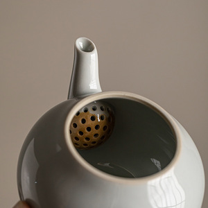 Chinese Antique-Style Glazed Ceramic Pear-Shaped Teapot With Lid Mini Single Kung Fu <b>Tea</b> <b>Set</b> Porcelain Oval For Afternoon <b>Tea</b> - Product Image 3