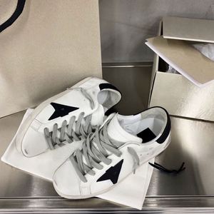 High-end Men's Sporty Walking Shoes Mesh Upper Breathable Anti-odor Adjustable Laces Comfortable Fashionable Trendy All Seasons - Product Image 4