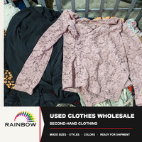 Stok Gudang Pakaian Bekas Wanita Multi-Gaya Kaos Lengan Panjang Spesial Pakaian Bekas Langsung dari Pabrik