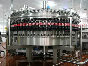 18-18-6 स्वचालित बॉटलिंग कैपिंग लाइन तरल कार्बोनेटेड सोडा पेय पानी कांच की बोतल बीयर भरने की मशीन