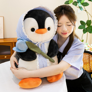 Peluche pingouin mignon tenant une tulipe, super douce, cadeau de Saint-Valentin, d'anniversaire, décoration de canapé et de maison, vente en gros - Product Image 5
