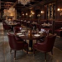 Meubles de restaurant haut de gamme Ron Group, table ronde en bois, chaise ergonomique en cuir, banquette capitonnée en forme de L à dossier haut