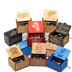 Personalized Natural 50 tunes movement custom mini hand crank Laser Engraved hand crank wooden music box Musical Boxes