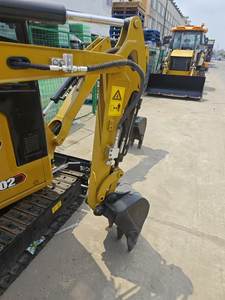 Japón hizo 2022 modelo Caterpillar 2ton Mini excavadora para 302/303/303.5 excavadora de minería con bomba de engranajes de motor - Product Image 6