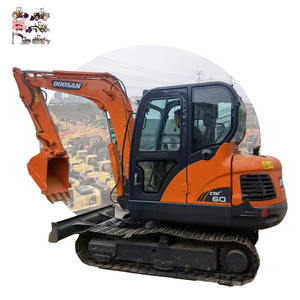 Mini-excavatrice sur chenilles Doosan DX60 d'occasion, 6 tonnes, bon état, moteur, système hydraulique complet, garantie 1 an, pompe hydraulique - Product Image 1