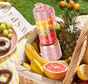 Vente en gros USB rechargeable Six lames Blender Portable Mini Blender <span class=keywords><strong>Juicer</strong></span> Cup <span class=keywords><strong>Juicer</strong></span> Machine Mini <span class=keywords><strong>Juicer</strong></span> - Product Image 5