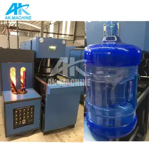730g 750g 5 גלון Preform PET עבור מים בקבוקי עושה המכונה עם 20 ליטר מכונת דפוס מכת מחיר