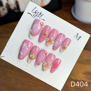 ขายส่งเล็บปลอมอะคริลิคแบบกดติด รุ่นใหม่ล่าสุด ทรงส้นเข็ม/อัลมอนด์ ประดับดอกไม้ 3 มิติ 10 ชิ้น ใช้ซ้ำได้ งานแฮนด์เมด พร้อมกาว - Product Image 3