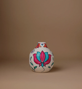 Vase décoratif en céramique peint à la main Madhubani Peacock, artisanat de poterie, récipient en poterie artisanale avec des motifs artistiques folkloriques complexes - Product Image 4