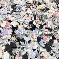 Chaussettes antidérapantes pour adultes, chaussettes de sol à semelle souple, chaussettes thermiques pour la maison, chaussettes d'intérieur pour hommes et femmes, chaussettes anti-froid pour le printemps et l'automne