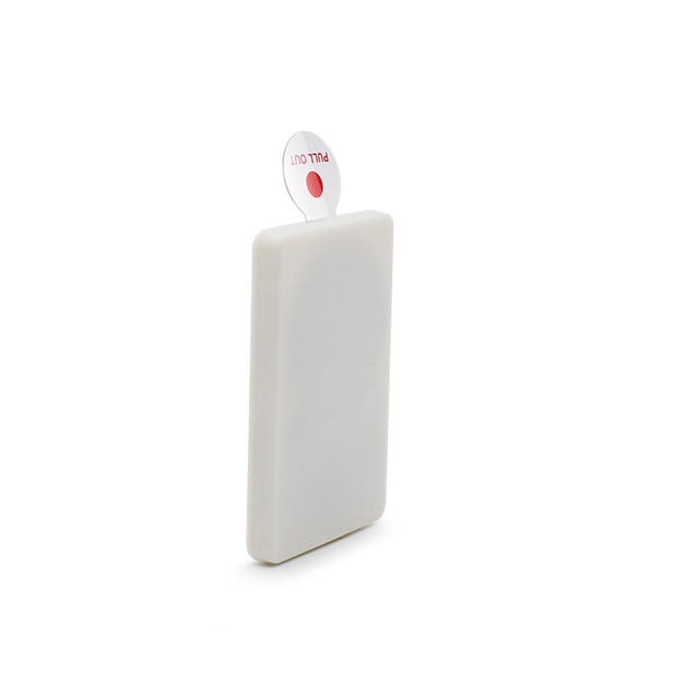 Minew I6 3.3mm thinnest slim sticker nrf51822/nRF52832 bluetooth eddystone beacon