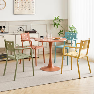 Chaise de salle à manger en plastique avec accoudoirs, style moderne minimaliste jaune, chaise d'intérieur pour hôtel - Product Image 3