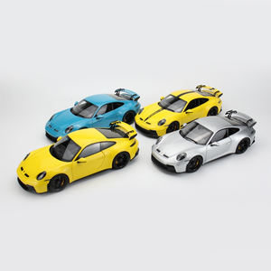 Modèle de <span class=keywords><strong>voiture</strong></span> moulé sous pression à l'échelle <span class=keywords><strong>Norev</strong></span> <span class=keywords><strong>1</strong></span>/<span class=keywords><strong>18</strong></span> Modèle de <span class=keywords><strong>voiture</strong></span> de sport en alliage GT3 992 - Product Image 5