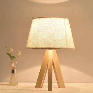 Дизайнерская нордическая комнатная декоративная настольная лампа в деревянной рамке с белым тканевым абажуром