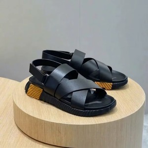 Nouvelles sandales décontractées polyvalentes en cuir véritable à bride croisée et talon compensé, pour homme, idéales pour l'été et la plage - Product Image 2