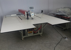 Máquina de coser industrial automática programable de cama plana de una aguja con motor para patrones de asientos de coche y fundas de camisetas - Product Image 4