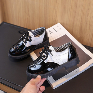 Scarpe Classiche Unisex per Bambini in Pelle PU con Lacci, Comode Scarpe Oxford con Plateau per la Scuola - Product Image 1
