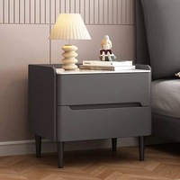 Table de chevet minimaliste en bois massif, armoire de rangement de luxe légère pour chambre à coucher avec plateau en pierre veinée, table de nuit moderne