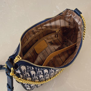 Bolso Bandolera de PU con Estampado Vintage 2025 para Mujer, Cierre de Cremallera en Forma de Media Luna, Cadena de Transporte a la Moda .8037 - Product Image 2