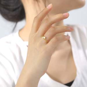 Dos flores pequeñas Anillo de flor de cinco pétalos Temperamento de Mujer simple Anillo de acero inoxidable versátil Joyería - Product Image 3