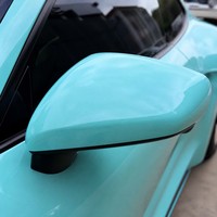 Film de covering automobile bleu brillant personnalisé avec logo, vinyle de changement de couleur pour voitures de luxe, auto-réparant en rouleau, vente en gros