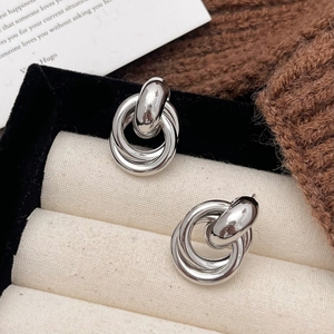 Pendientes <span class=keywords><strong>de</strong></span> Aro Colgantes <span class=keywords><strong>de</strong></span> Moda para Mujer 519, <span class=keywords><strong>Precio</strong></span> Bajo, Personalizados, Gran Venta, Joyería Geométrica Chapada en <span class=keywords><strong>Oro</strong></span> <span class=keywords><strong>de</strong></span> 18K para Mujeres y Chicas Coreanas - Product Image 2