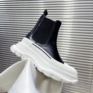 Zapatos Casuales de Cuero Simples para Parejas, Estilo 2026 - Zapatos Deportivos de Moda para Hombre y Mujer con Caña Alta - Product Image 1