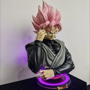 Statue buste de <span class=keywords><strong>Goku</strong></span> <span class=keywords><strong>Black</strong></span> Super Saiyan Rosé grandeur nature 1:1 de Dragon Ball Super avec base lumineuse LED en résine - Product Image 3