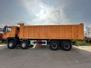 รถบรรทุกหนัก Shacman F3000 8x4 380 แรงม้า สำหรับงานเหมืองและก่อสร้าง ขนส่งวัสดุก่อสร้าง - Product Image 3