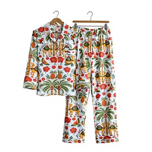 Ensemble de pyjama en coton 3 pièces fait main pour femmes, imprimé chameau, taille élastique, écologique, respirant, été, automne, printemps, décontracté - Product Image 1